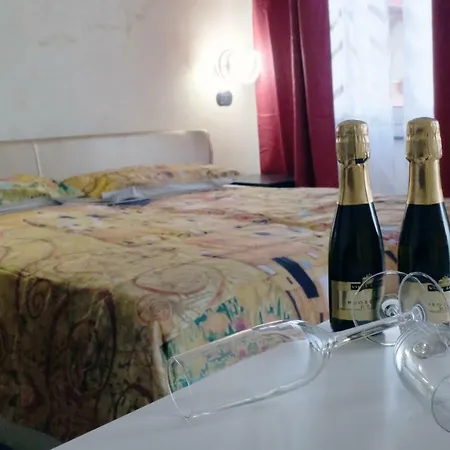 Frühstückspension National Gallery 3*