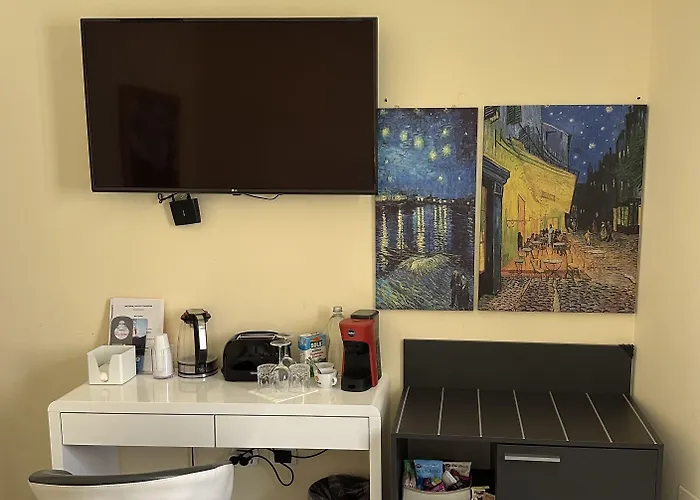 National Gallery Oda ve Kahvaltı Taormina